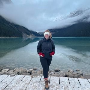 Meet your Posher, Lauren